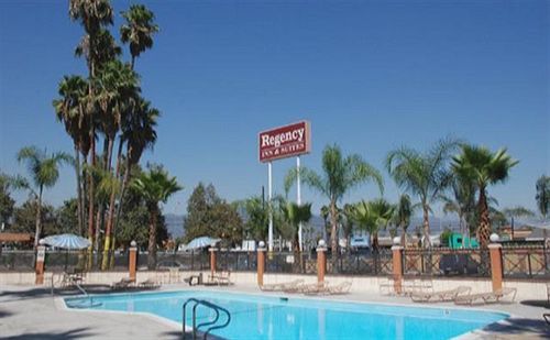 Regency Inn And Suites Baldwin Park Exterior foto